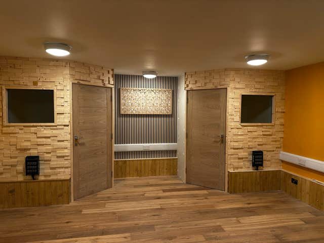 Recording Studio accomodation